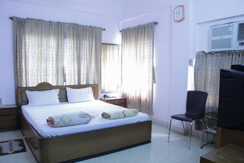 New Metro Guest House Калькутта Экстерьер фото